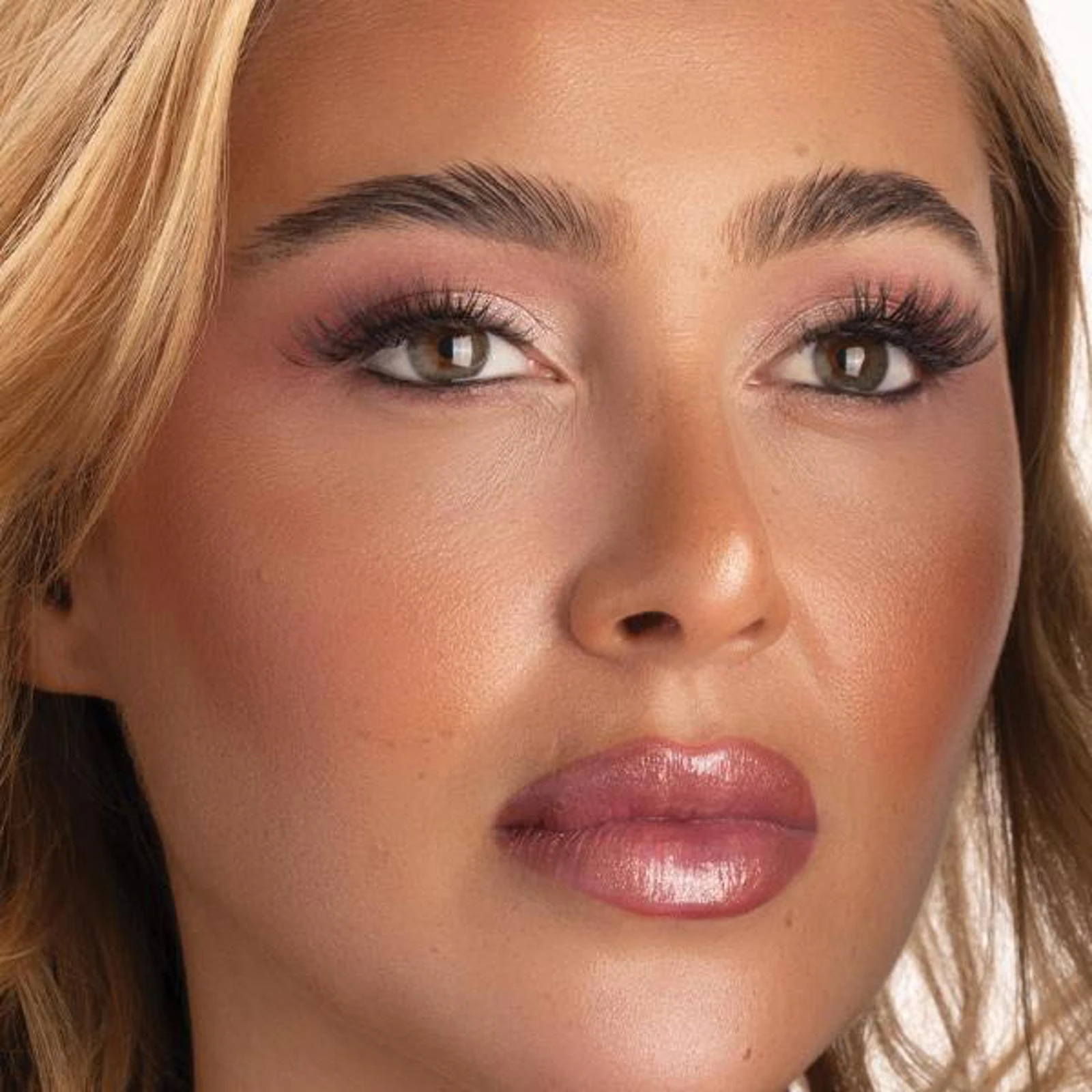 https://content.farmasi.do/Product/1001403_400_3.webp